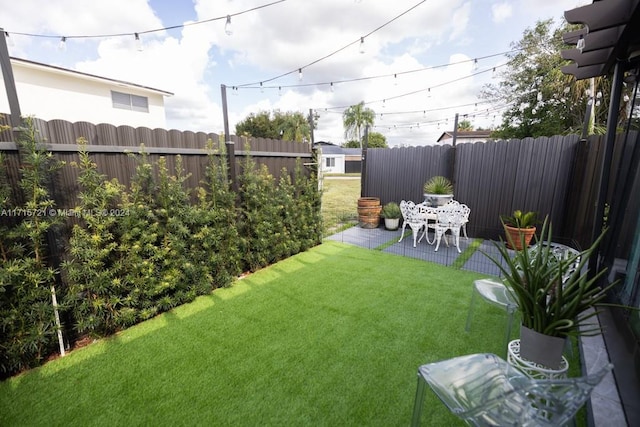 view of yard with a patio