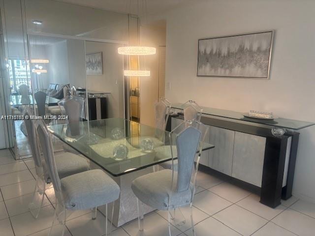 dining room with light tile patterned floors