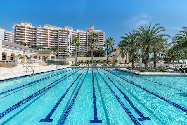 view of swimming pool