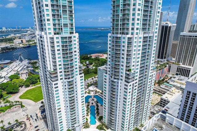 253 NE 2nd St Unit 413, Miami, FL 33132 - photo 2