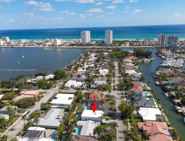 bird's eye view featuring a water view