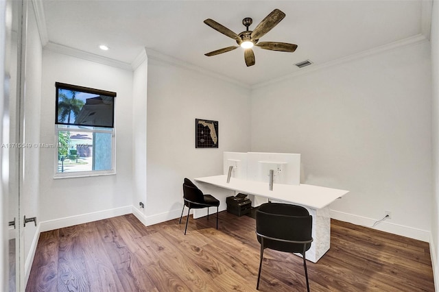 office space with wood-type flooring, ceiling fan, and ornamental molding