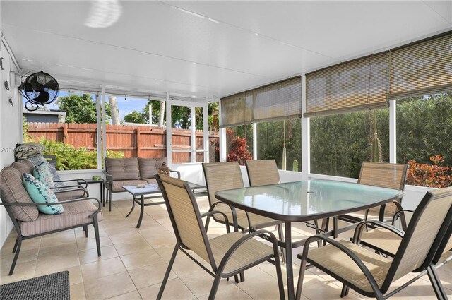 sunroom / solarium with a healthy amount of sunlight