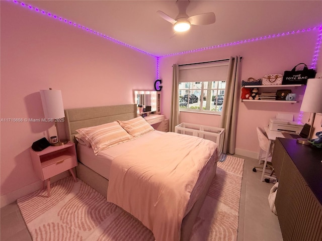 bedroom featuring ceiling fan