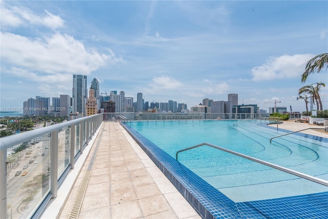 view of swimming pool