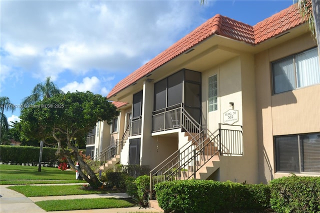 view of building exterior