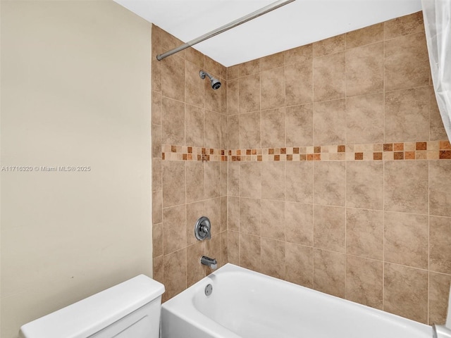 bathroom featuring toilet and shower / bathtub combination with curtain