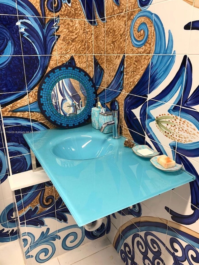 7801 NE 4th Ct Unit 317, Miami, FL 33138 - bathroom view