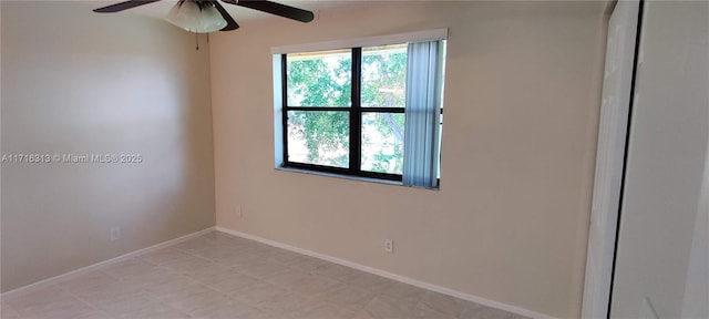 empty room with ceiling fan