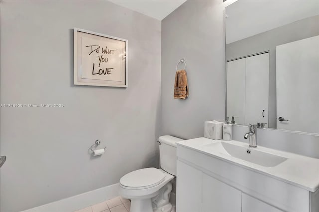 888 Biscayne Blvd Unit 411, Miami, FL 33132 - bathroom with toilet, tile patterned floors, vanity, and baseboards