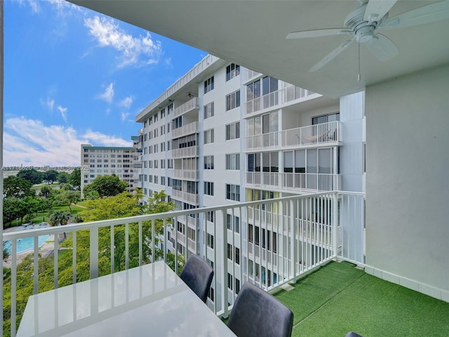 balcony featuring ceiling fan