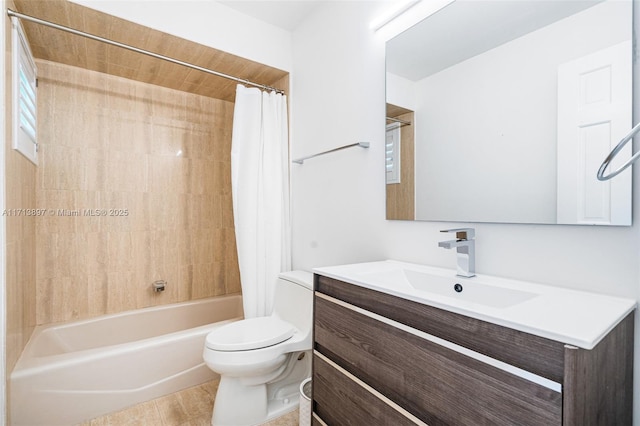 full bathroom featuring shower / tub combo with curtain, vanity, and toilet