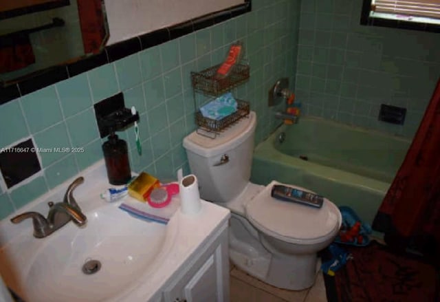 full bathroom with toilet, decorative backsplash, shower / bath combo with shower curtain, vanity, and tile walls