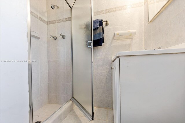 bathroom featuring walk in shower