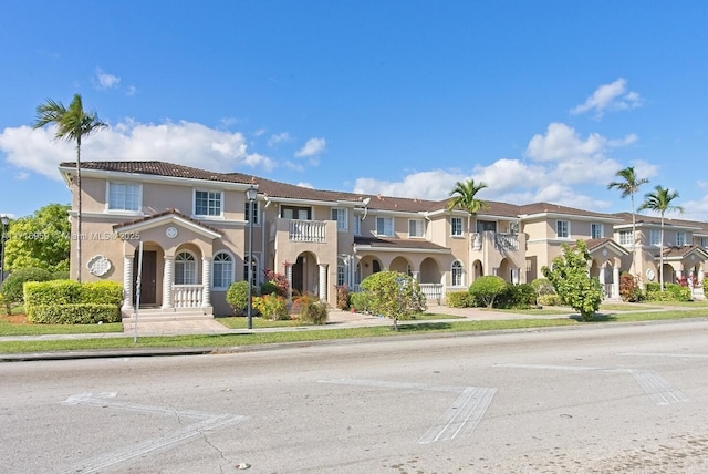 view of mediterranean / spanish house