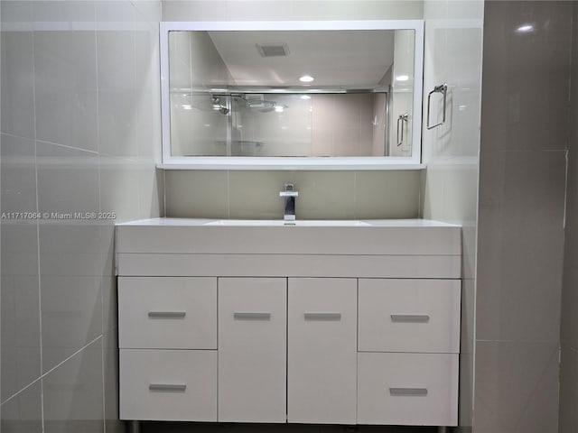 18051 Biscayne Blvd Unit 1204, Aventura, FL 33160 - full bath with vanity and a shower