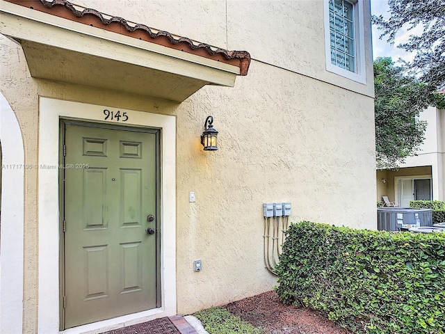 view of doorway to property