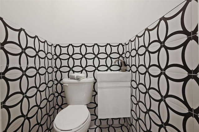 bathroom featuring toilet