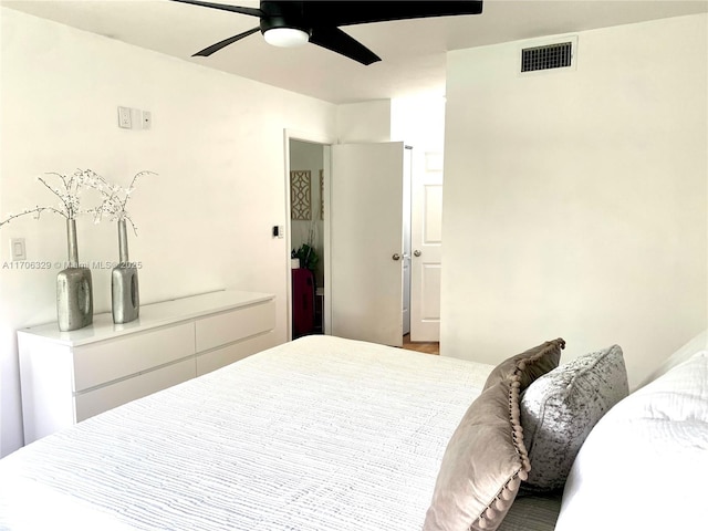 bedroom featuring ceiling fan