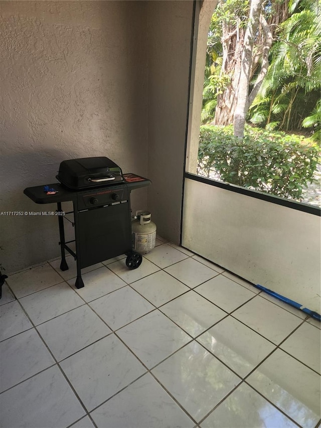 view of tiled empty room