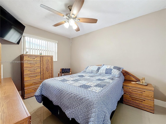 bedroom featuring ceiling fan