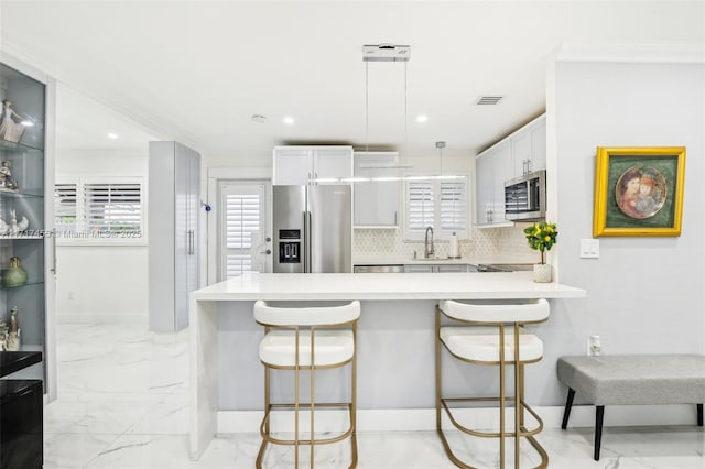 2550 SW 68th Ave, Miami, FL 33155 - living room featuring sink