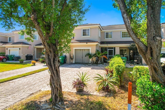 view of front of house with a garage