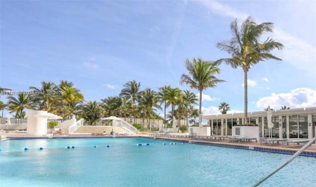 view of swimming pool