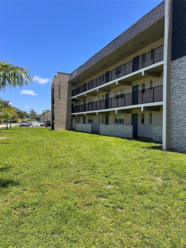 view of building exterior