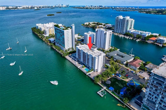 bird's eye view featuring a water view