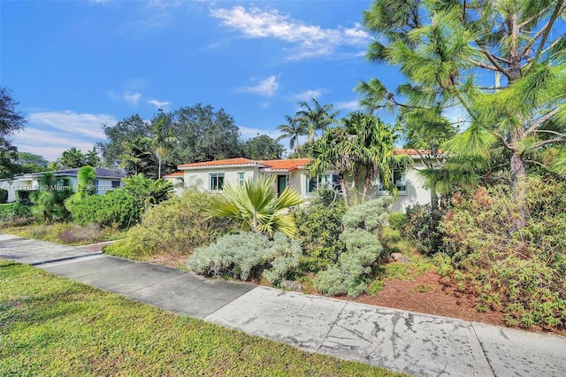 view of mediterranean / spanish home