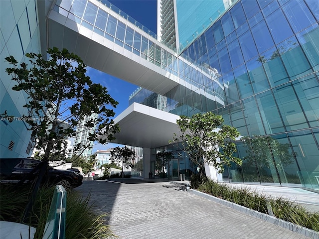 700 NE 26th Ter Unit 2004, Miami, FL 33137 - view of property