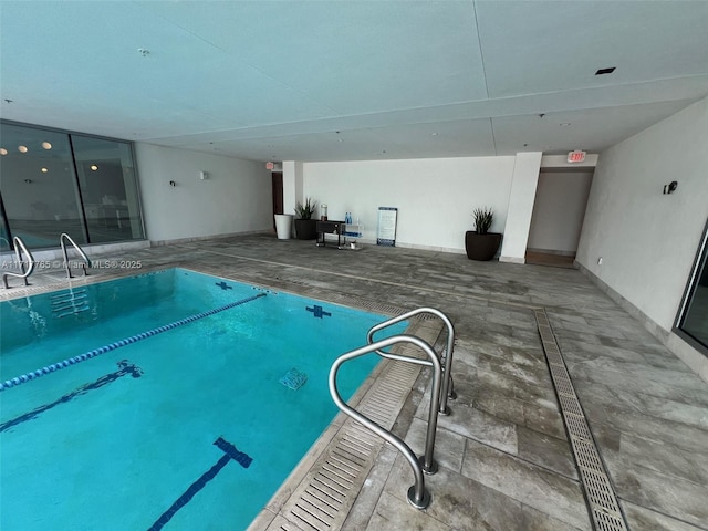 700 NE 26th Ter Unit 2004, Miami, FL 33137 - view of indoor pool