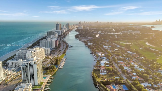 bird's eye view featuring a water view