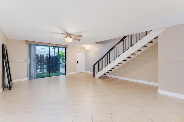 empty room with ceiling fan