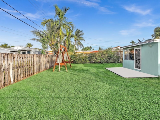 view of yard with a patio area