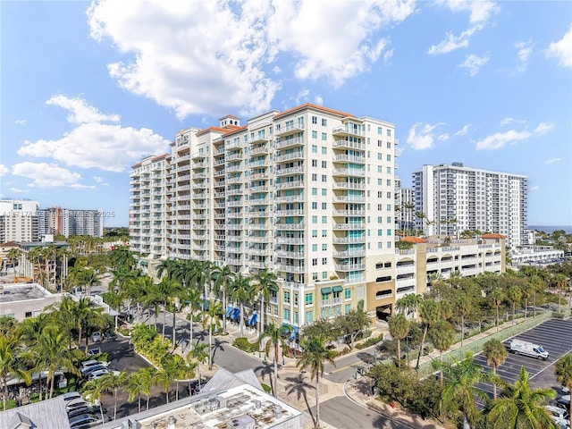 view of property featuring a city view