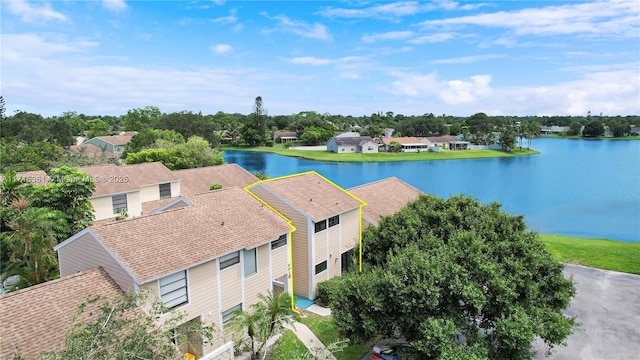 bird's eye view featuring a water view