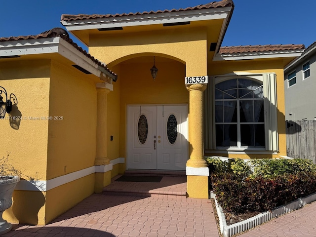 view of property entrance