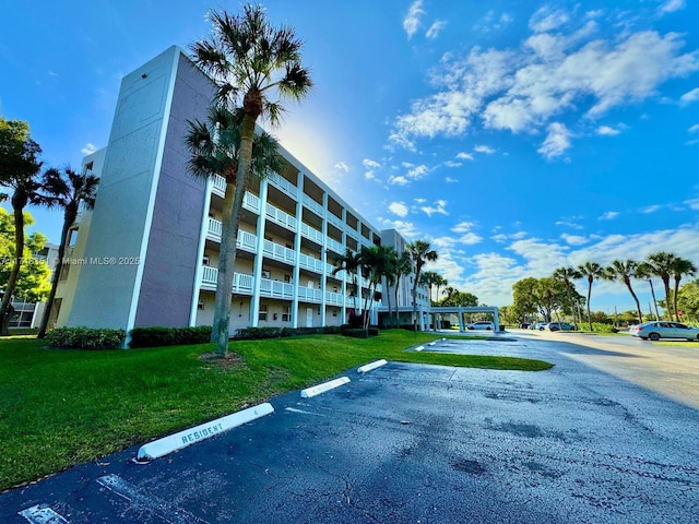 view of building exterior