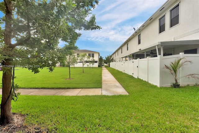 exterior space featuring a lawn