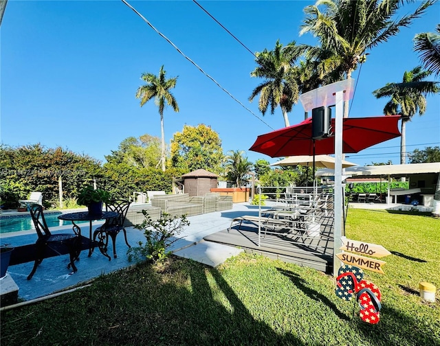 view of yard with a patio