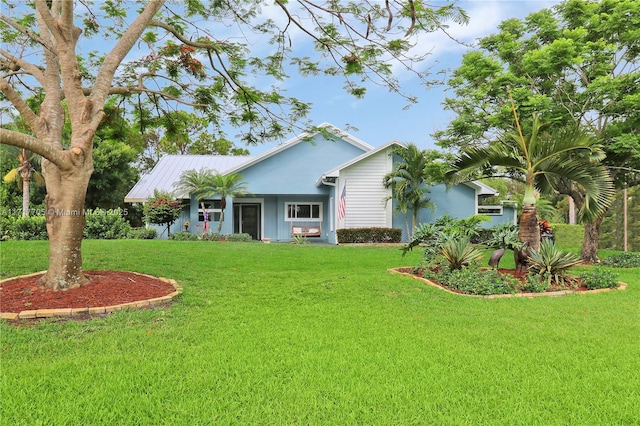 exterior space featuring a yard