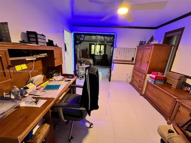 office area with ceiling fan