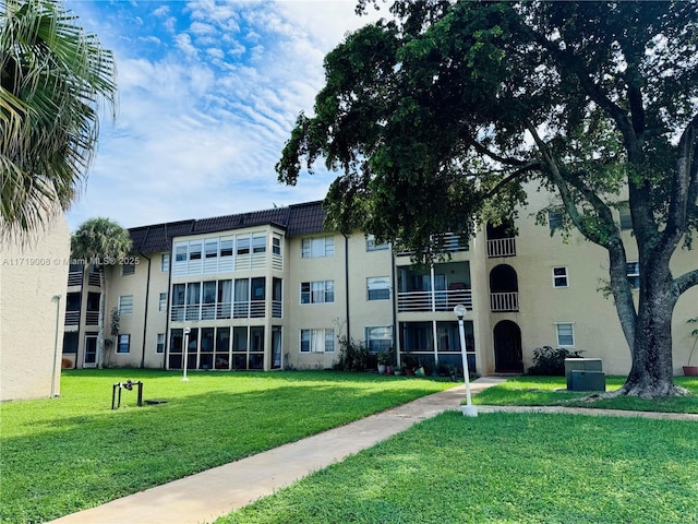 view of building exterior