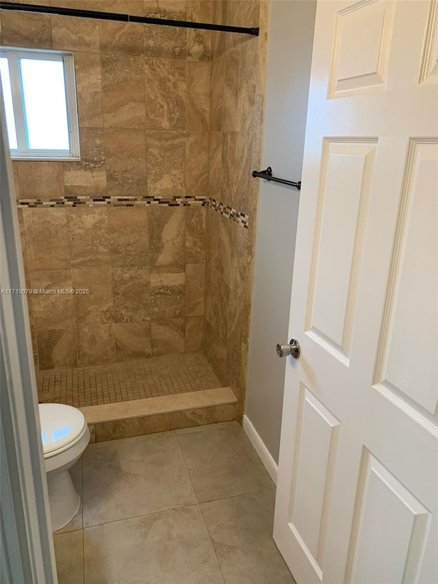 2250 W 5th Way, Hialeah, FL 33010 - full bath featuring a tile shower and tile patterned flooring