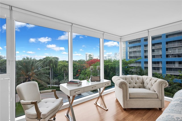 view of sunroom / solarium