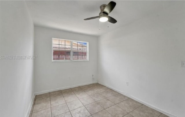 empty room with ceiling fan