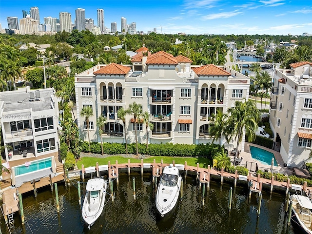 bird's eye view featuring a water view