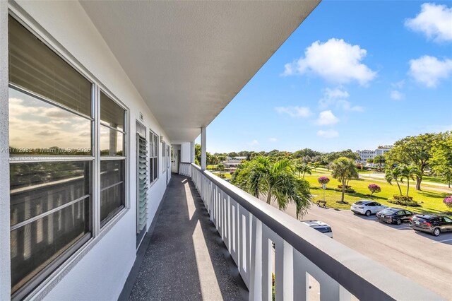 3003 Lyndhurst H Unit 3003, Deerfield Beach, FL 33442 - balcony with view of golf course